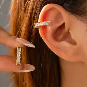 Geometric Zirconia Sparkling Earrings Without Piercing DDES0599 Unique Street Style Ear Clip Fashionable Simple Commuting Ear Cuff 14K Gold-Plated