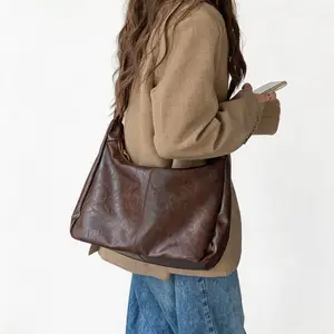Soft PU Leather Crossbody Bag for Women, Vintage Slouchy Hobo Shoulder Purse with Zipper, Casual Everyday Bag