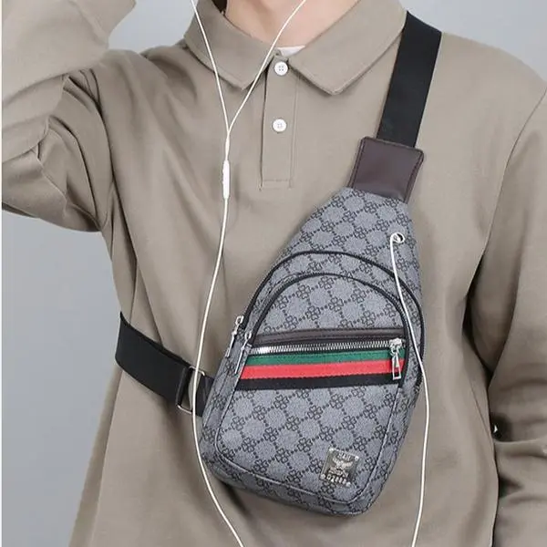 Men's Multifunction Messenger Bag Shoulder Cloth Chest Bags Crossbody Casual  Handbag with Earphone Hole