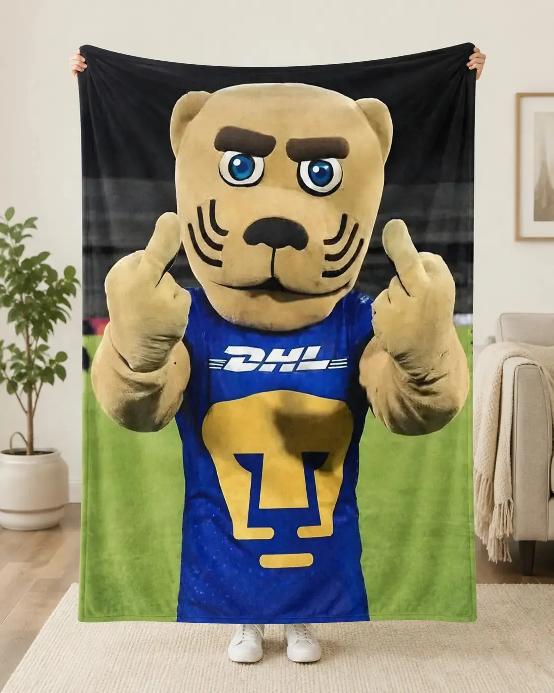 Pumas Mascot Themed Blanket Soft Warm Fan Essential for Game Nights Daily Use Stylish Sports Home Decor for Mexican Football Fans