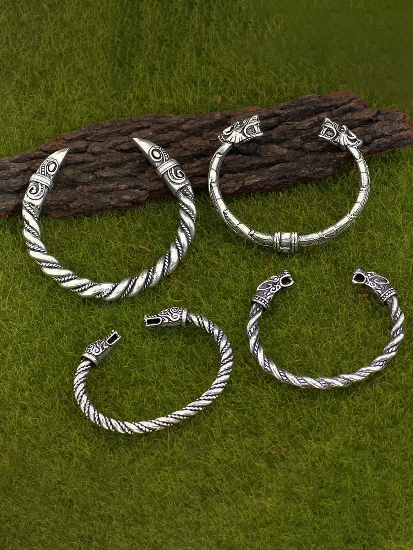4 Pcs Vintage Norwegian Wolf Head Odin Crow Beak Cuff Bracelets Set, Cuff Bangle Set, Elegant Jewelry Bracelet, Fashionable Casual Jewelry for Men and Women, Party Accessories Gift
