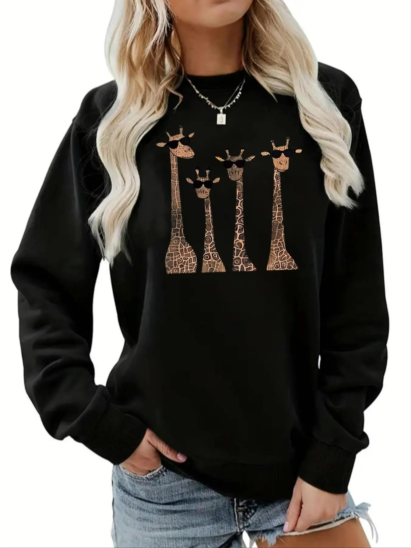 Women's Giraffe Print Drop Shoulder Sweatshirt, Casual Long Sleeve Round Neck Pullover for Fall & Winter, Ladies Clothes for Daily Wear
