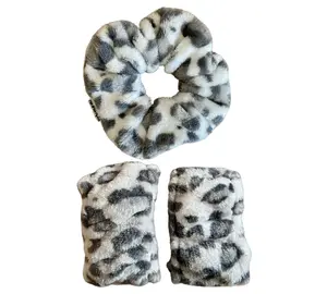 Vintage Leopard Print Scrunchie & Wristlet Spa Beauty Gift Set for Skincare