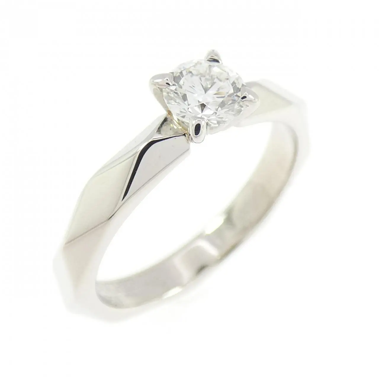 Boucheron Facette Solitaire Platinum Ring Size 7