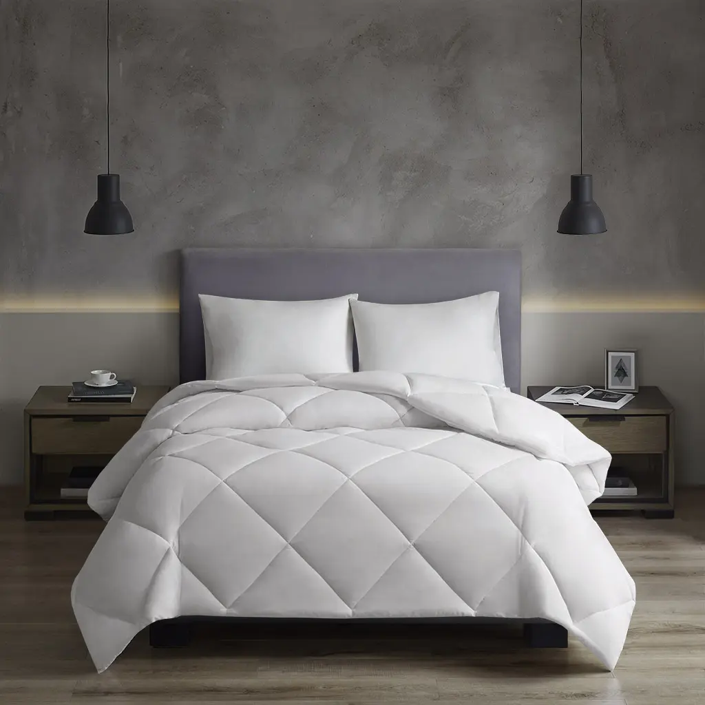 Oversized Down Alternative Comforter King/Cal King White HeiQ Smart Temp Temperature Regulating All-Season Breathable Hypoallergenic Duvet Insert for Bedroom Guest Room Hotel