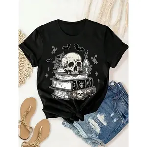 Women Gothic Skull Book Graphic T-Shirt Black Casual Crew Neck Short Sleeve Tee with Bat Design Dark Academia Witchy Aesthetic Top Spooky Skull and Book Print Shirt for Halloween Everyday Gothic Streetwear