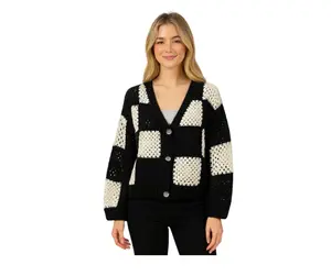 Women’s Black and White sweater Women’s Black and White sweater