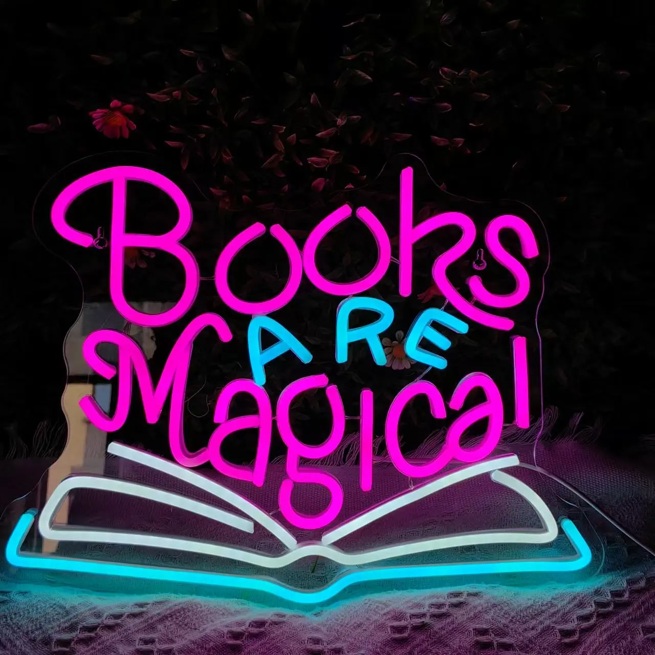 Books Are Magic Letter Design Neon Sign, USB Powered Wall Mounted Neon Light, Decorative Light for Home, Library, Reading Room, Bedroom, Office, LED Light Letters, Indoor Decorative Light, Led Neon Lights, Led Neon Signs