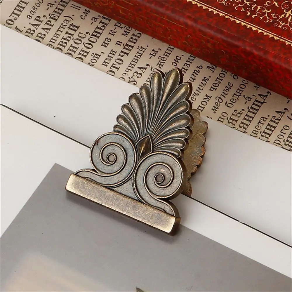 Vintage Leaf Design Metal Binder Clip, Fastener Clip, 1 Count Creative Photo Storage Clip, Binder Accessories for Home & Office & School