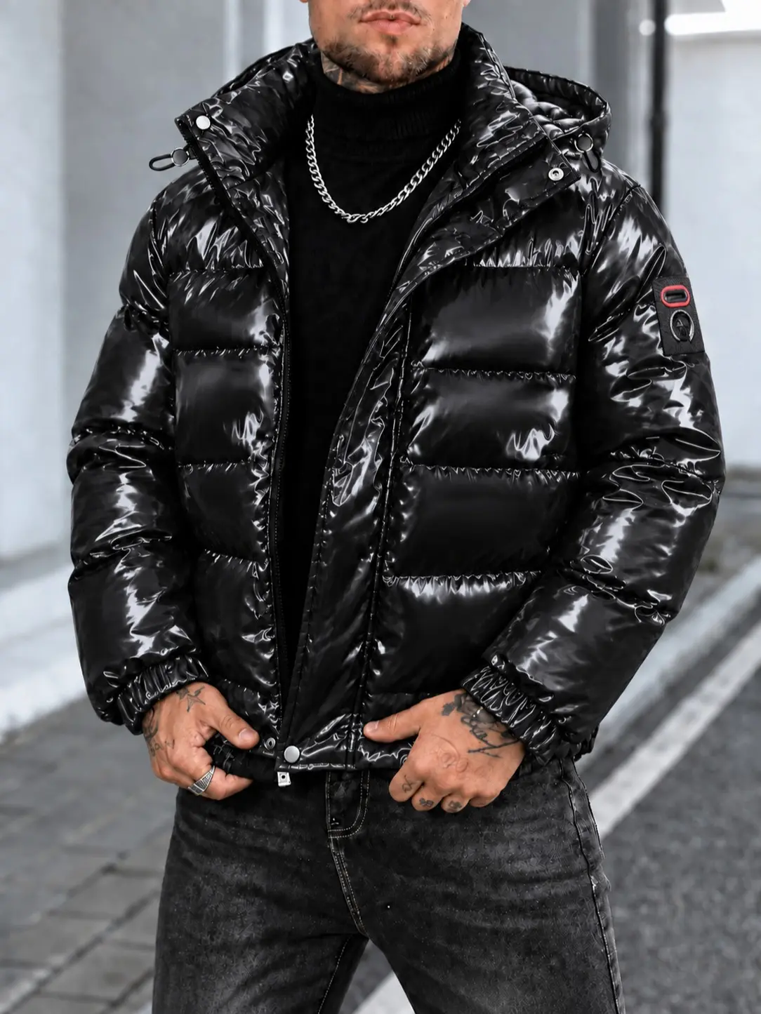 Men’s glossy jacket, glossy hooded winter outerwear, thick padded bread-style jacket, warm casual streetwear for cold weather, men’s outdoor fashion jackets, urban style