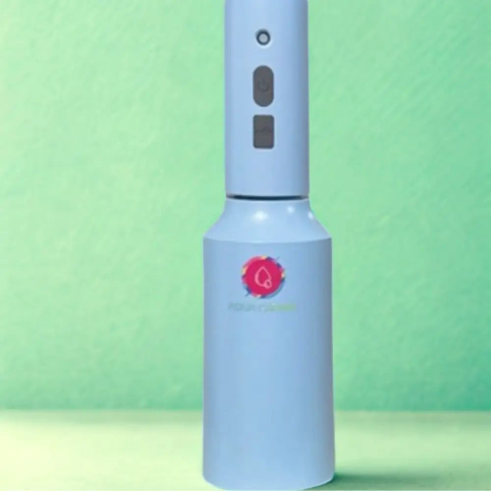 Blue Spritzer + Green Logo