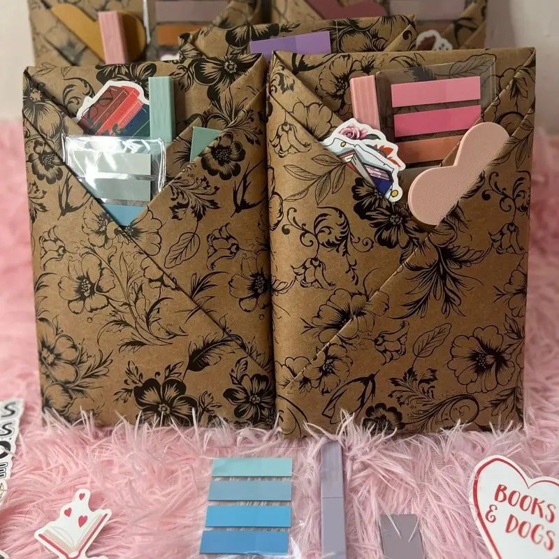 Floral Blind Date With a Book Bundle – Mystery Book Gift for Readers Floral Blind Date With a Book Bundle – Mystery Book Gift for Readers