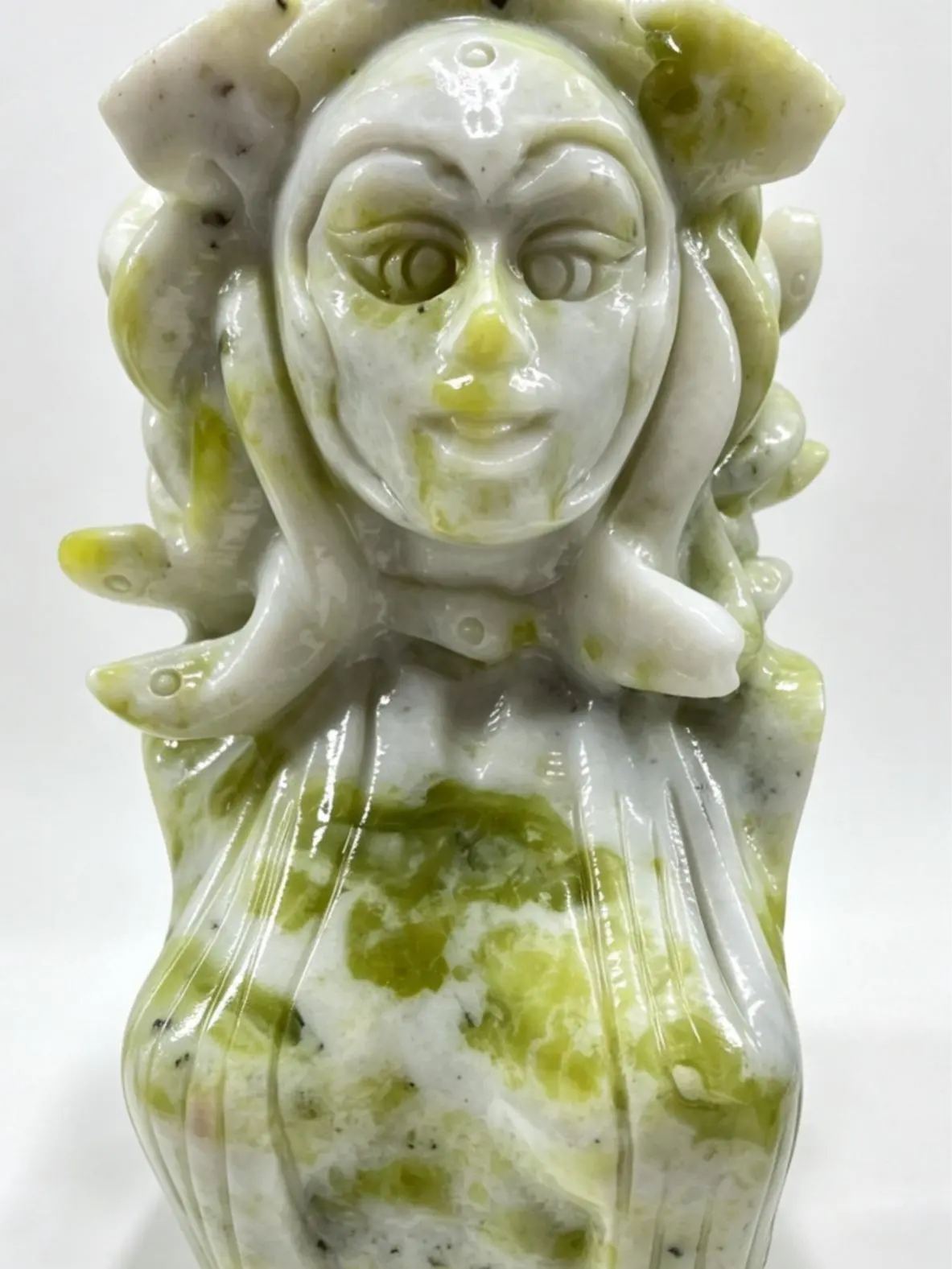Natural Lemon Jade Medusa Bust Hand Carved Crystal Statue Greek Mythology Healing Stone Witchy Aesthetic Home Decor