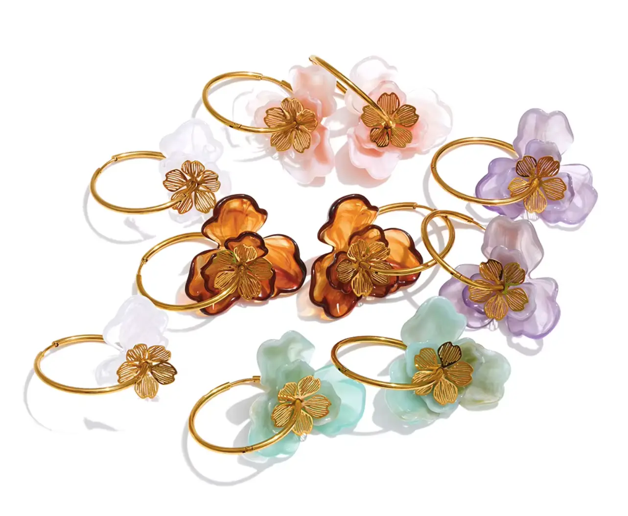 E215- Resin Flower Hoop Earrings!
