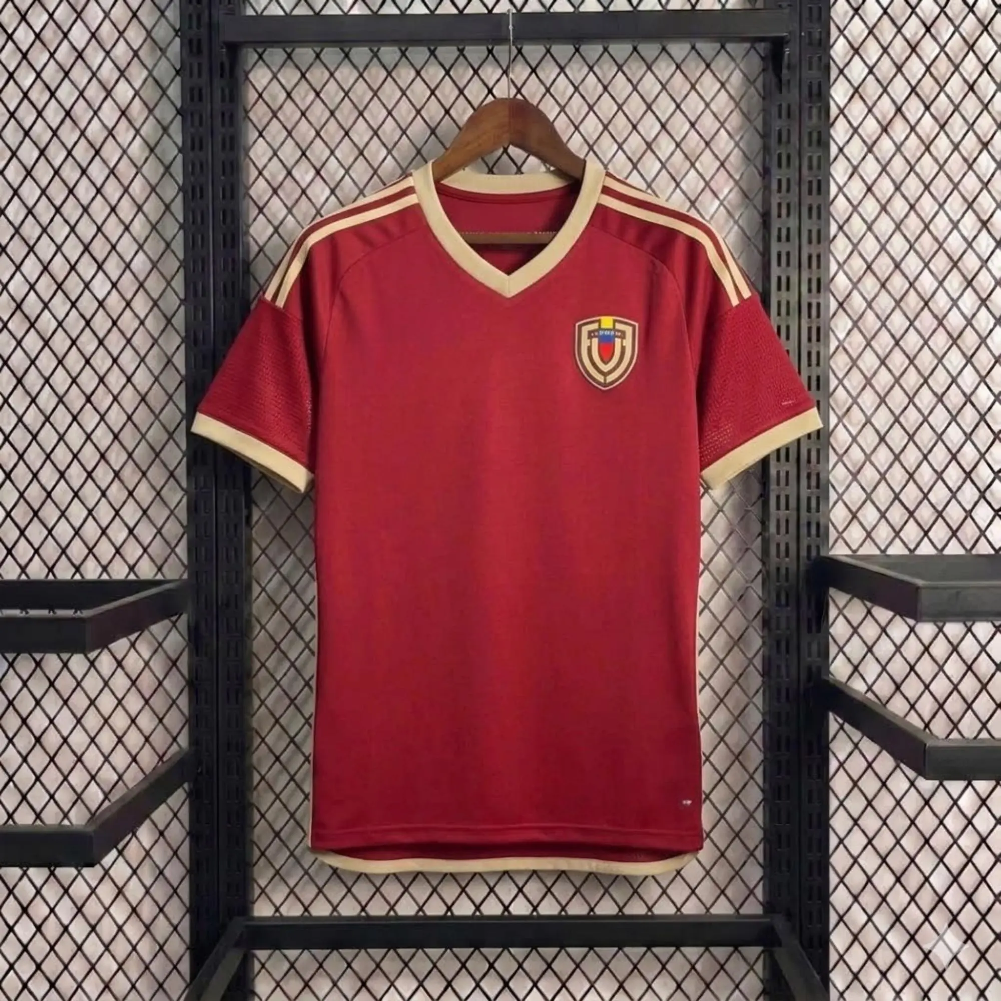 [Hot Trend] - Venezuela Home Football Shirt, Retro Soccer Jersey, Performance Fan Apparel for Men