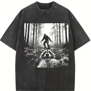 Unisex Funny Raccoon Selfie with Sasquatch Bigfoot T-Shirt Casual Top