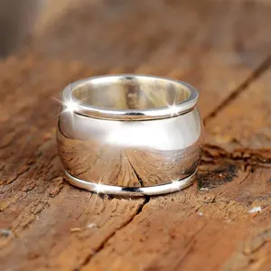 925 Sterling Silver Wheel Shape Wide Band Ring | Shiny Polish Unisex Design | Hypoallergenic Daily Jewelry for Men & Women