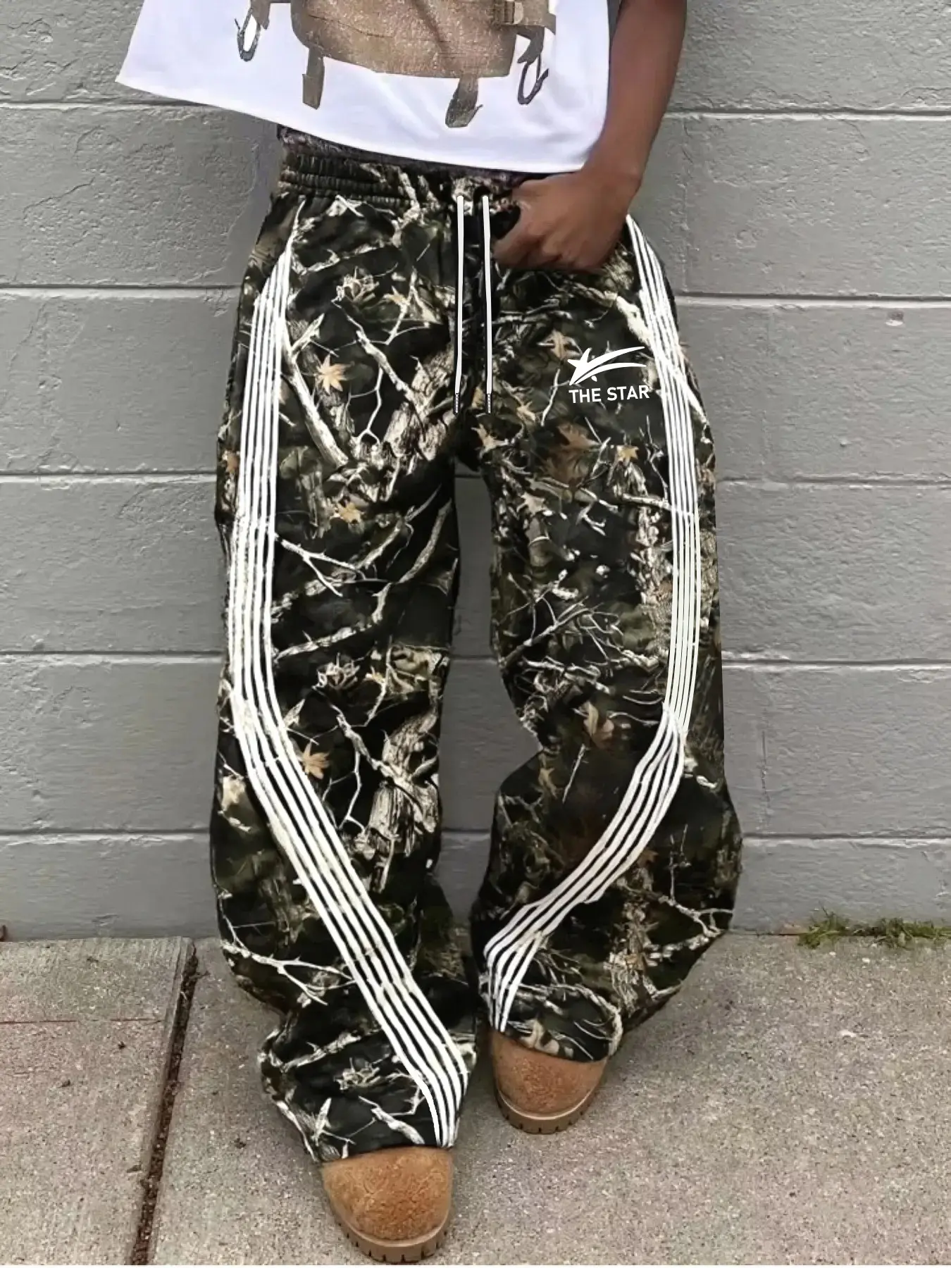 Men's Casual Camo Pants with Star Print, Drawstring Wide Leg Joggers, Loose-Fit All-Season Wear, Perfect for Everyday, Casual Streetwear Trousers, Casual Loungewear Pants, Streetwear Bottom