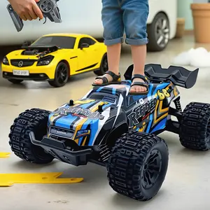 1:18 ChildrenAdult High Speed Off-Road 2.4GRCCarDrift Speed UpTo28 Km/h Adapt ToAVarietyOf RoadConditionsAlloy Bar PlasticAnti-collision SettingRubber BigWheels Christmas, Halloween, ThanksgivingGifts