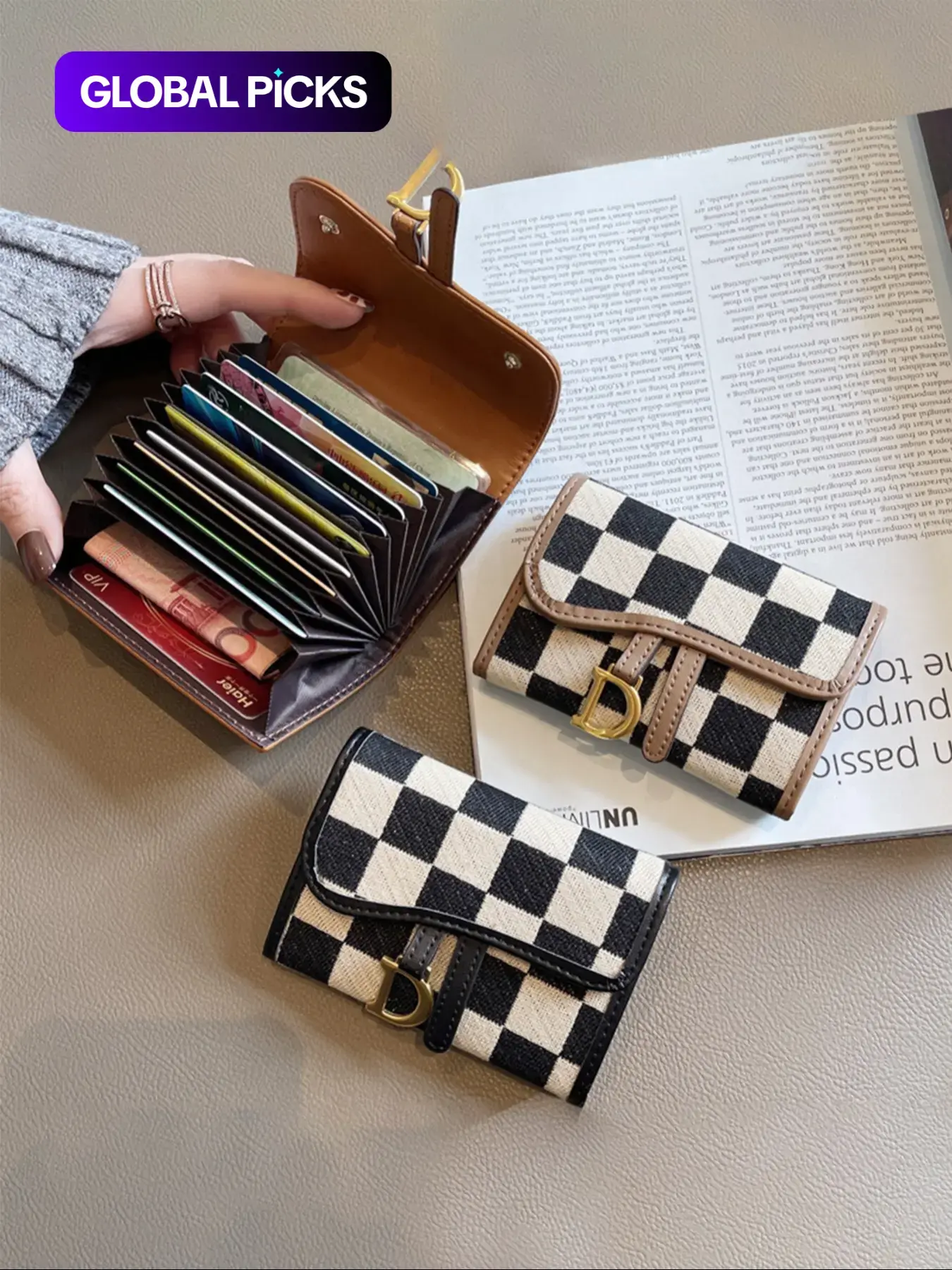 Women's Fashionable Checkerboard Pattern Card Holder, Casual Versatile D-buckle Card Holder, Trendy All-match Short Wallet for Daily Use, Card Organizer, Card Slots Pocket
