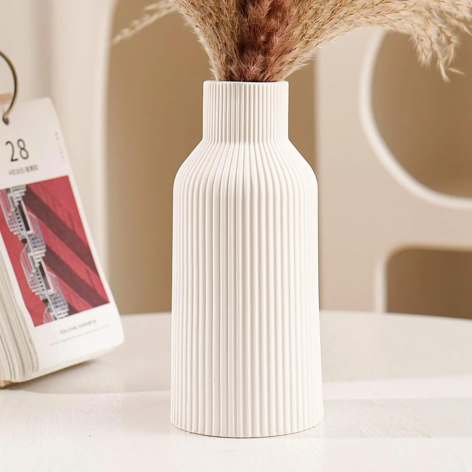 Small Modern Bohemian White Ceramic Decorative Vase with Pampas Grass - Farmhouse Minimalist Home Decoration, Room Centerpiece for Dining Table, Mantel - Ideal Gift for Home Supplies Enthusiasts