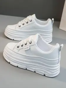 Women's Fashionable Lace Up Low Top Sneakers, Low Cut, Casual Comfortable Breathable Sports Training Shoes, Female All-match Round Toe Skate Shoes for Daily Wear, Closed