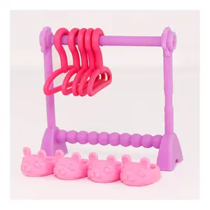 10 PC mini Accessries for mini toy pets, Shoes Clothes hanger/drying rack set for Mini Animal Toy Shorthair Cat and Collie Dachshund Cocker Spaniel Husky Puppy Dog LPS Deer Figure(B38)