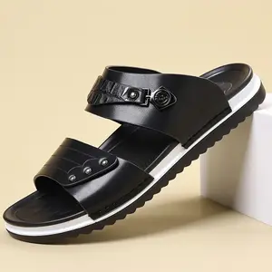 Men’s lightweight, comfortable sandals—featuring arch support and a non-slip sole, suitable for both wide and narrow feet; stylish and versatile, ideal for beach and indoor use.