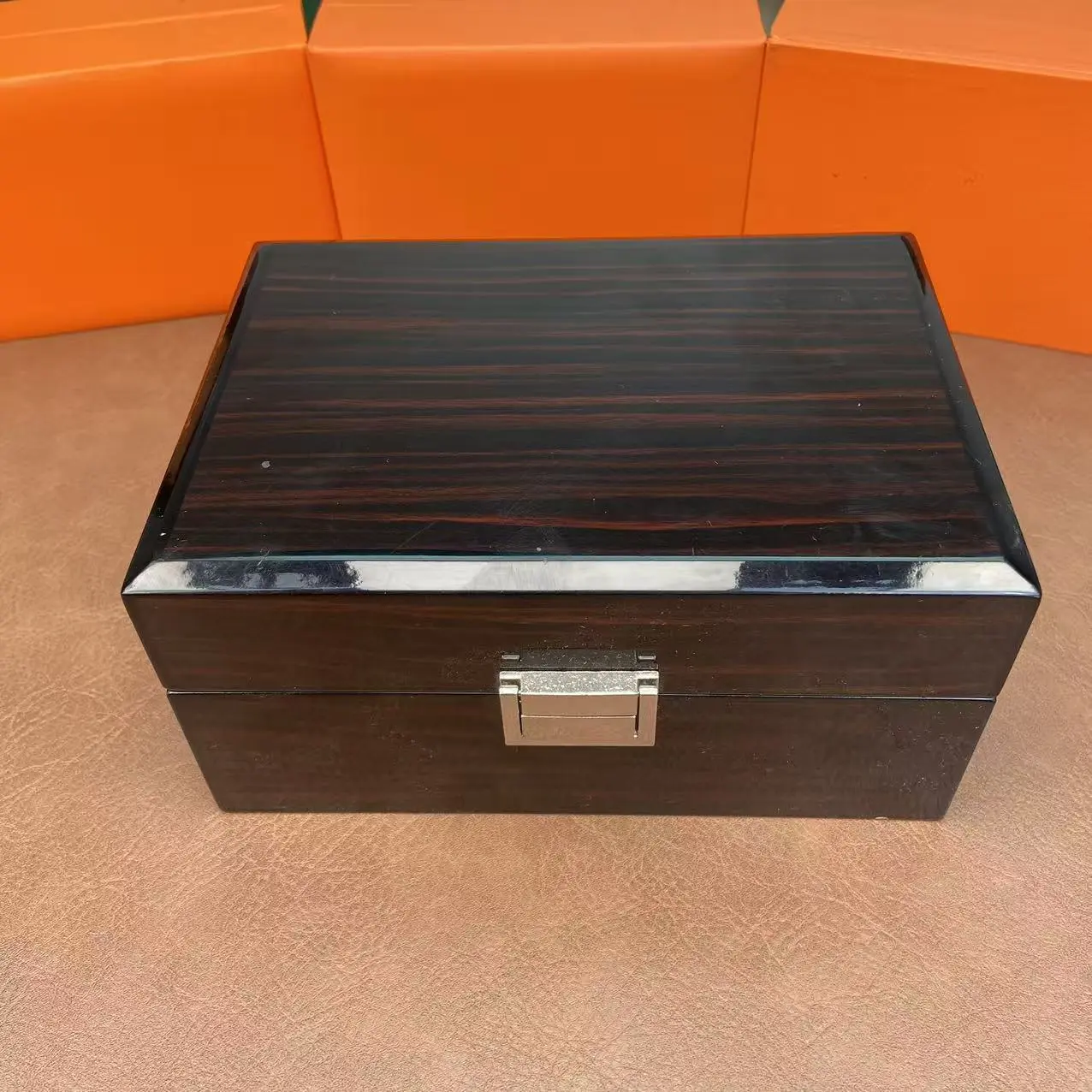Mystery Boxes 001box