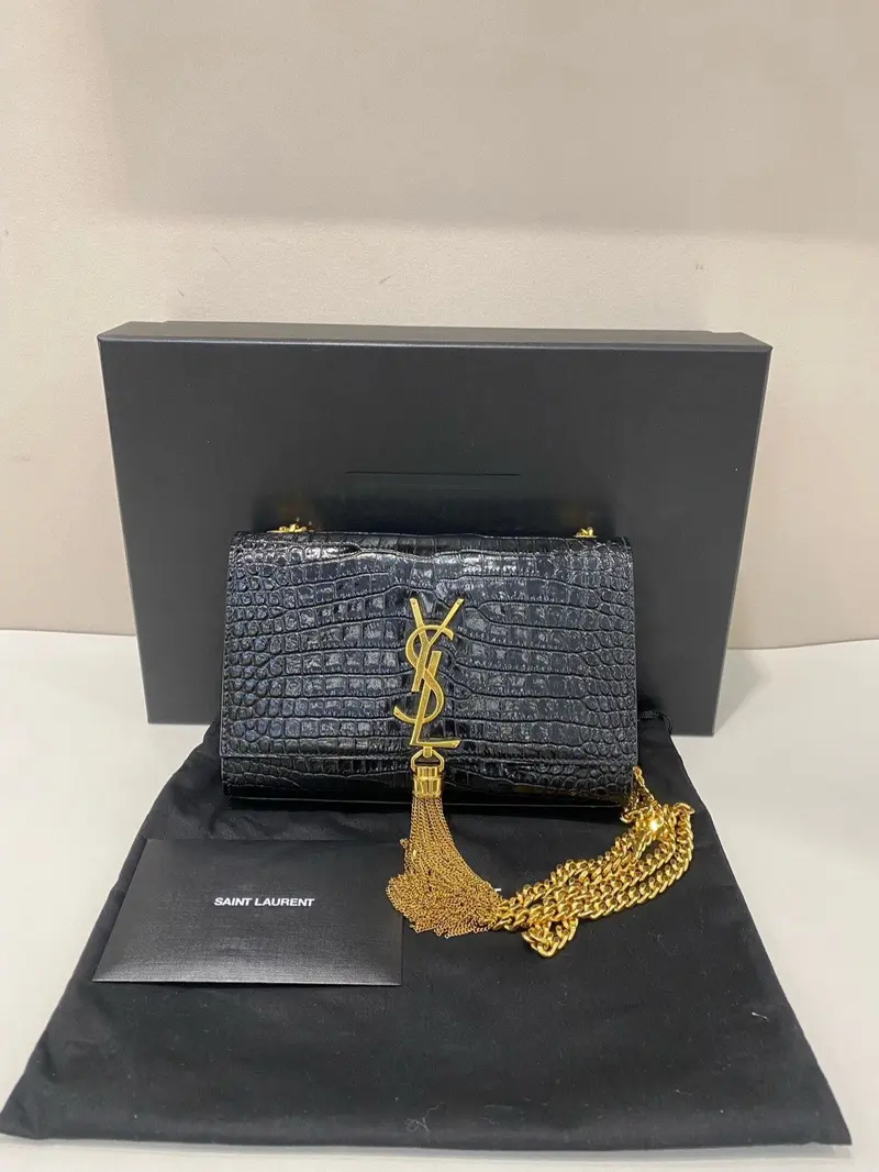 Pre-owned YSL leather Crossbody Bags Saint Laurent Kate Monogram Tassel Bag in Crocodile Embossed Leather，