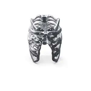 RIBCAGE RING