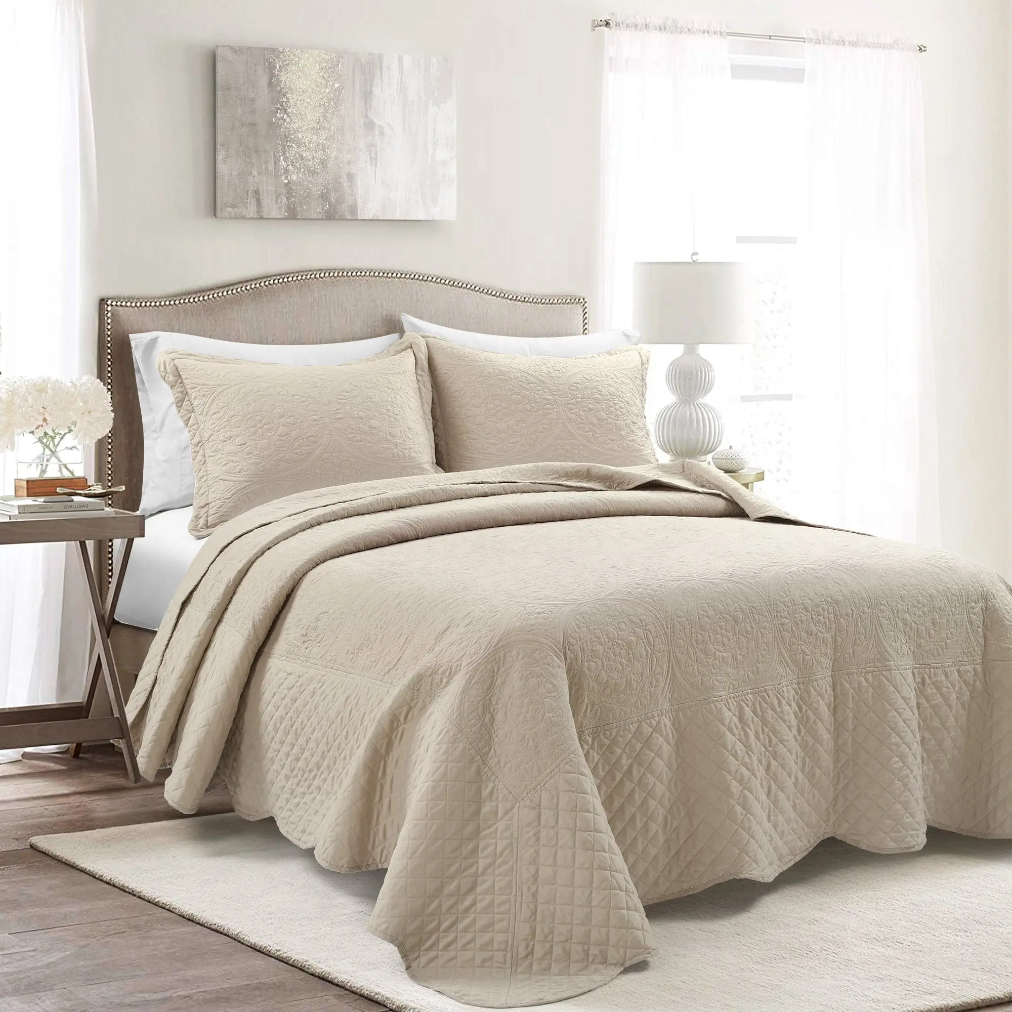 Lush Decor Synthetic Medallion Scalloped Edge Oversized Quilt Set Bedspread - Queen/King, 3-Piece, Textured, Machine Washable, Vintage Cottage Chic Decorative Household Bed Sets