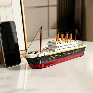 1000pcs Micro-Particle Series Building Blocks, Romantic Cruise Ship Model, Home Decor Collection, Must-Have for Fans, Perfect Gift