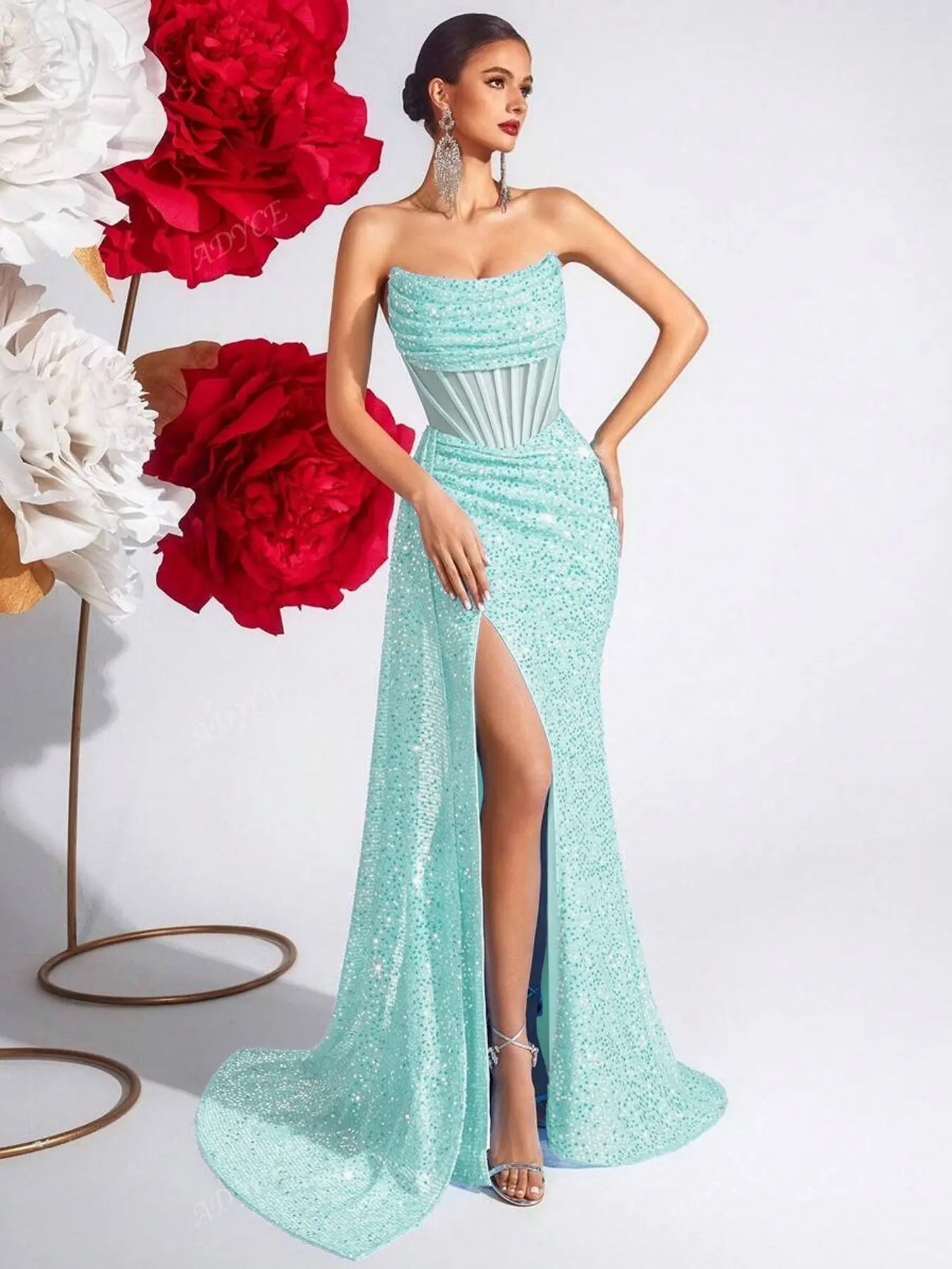 CF New sequin strapless long dress with a slit and train, featuring a fresh and elegant style, figure-flattering and lively, suitable for evening parties, red carpet events and light luxury celebrations. Fit Formal prom dress Bodycon Minimalist prom dress