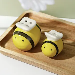 Cute Bee Style Ceramic Salt and Pepper Shakers, Non-Humidity, Perfect for Home Kitchen and Housewarming Gift
