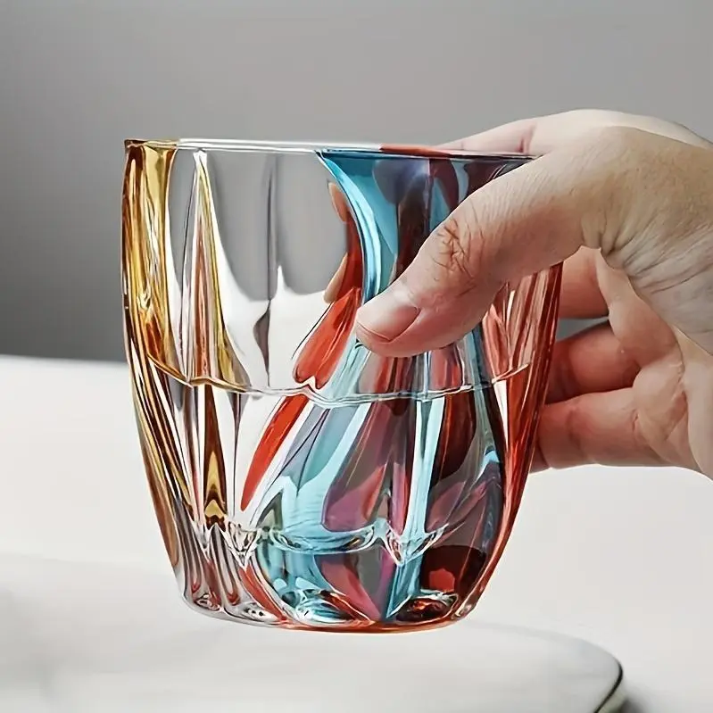 1pc of Czech Crystal Colored Wine Glass, a Luxurious Modern Gift Featuring Hand-Painted Designs, Perfect for Stylish Wine Decoration. This High-End Glass Is Suitable for Both Red Wine And Whiskey