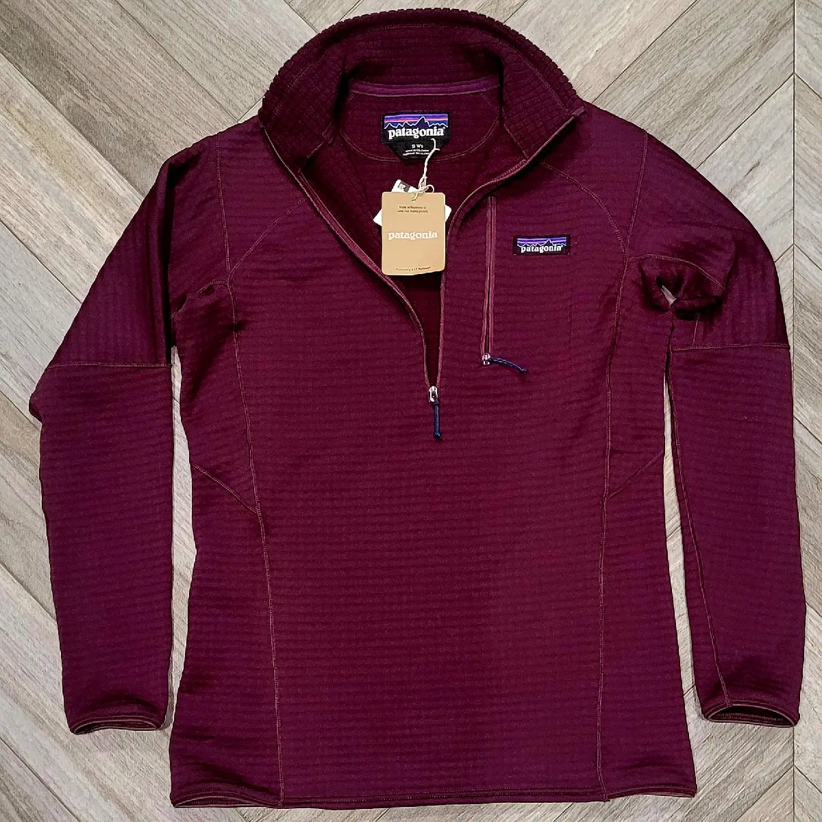 Patagonia Women's R1 Pullover, NWT, SZ. SMALL Womenswear
