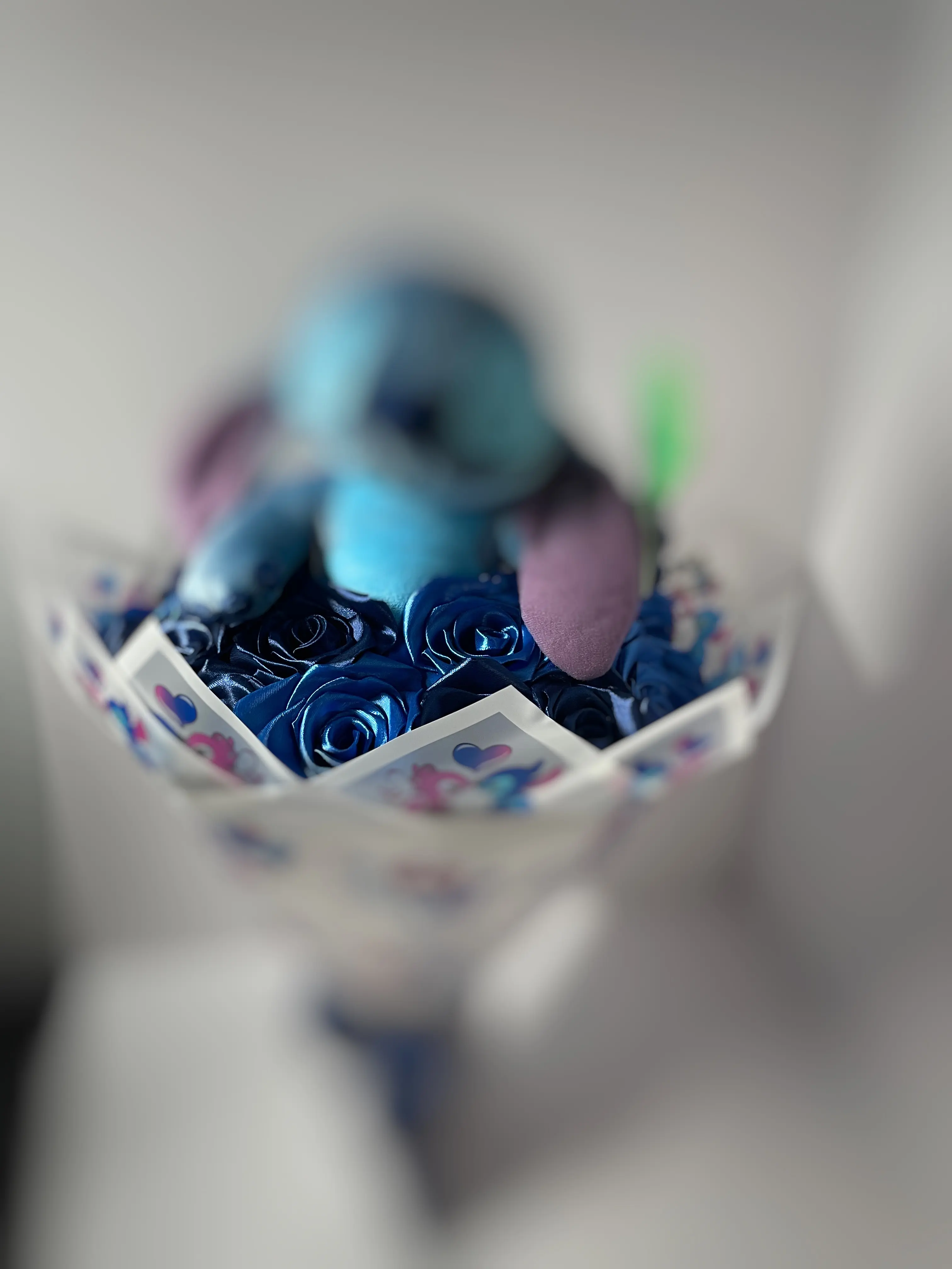 "Magic" Ribbon Bouquet, Festive Party Gift with Gift Wrapping, Safe Materials for Home & Party Supplies Use Satin