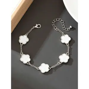 1pc Classic Elegant Design Lucky 4-Leaf Clover Bracelet For Men