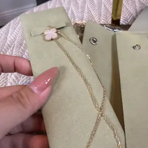 Pre-owned Van Cleef Metal Bag Accessories & Arpels Sweet Alhambra Pendant