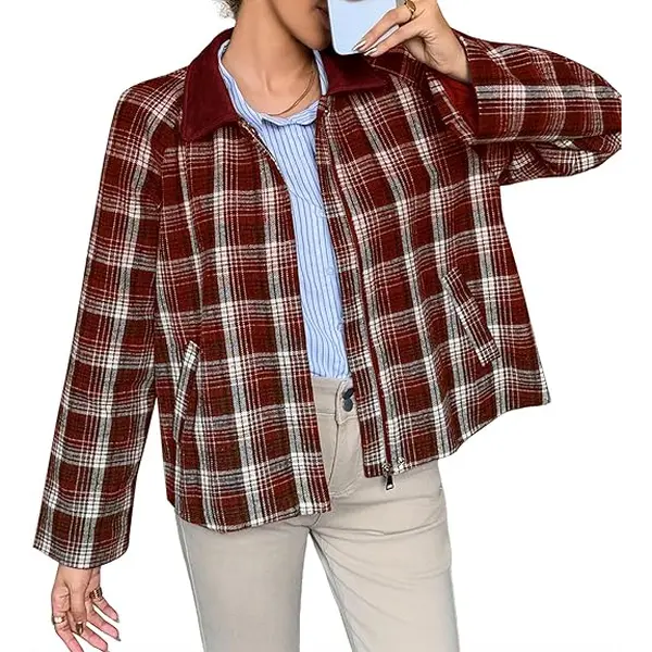 Lannew Womens Plaid Cropped Jackets Barn Lightweight Flannel Zip Up Utility Coat Casual Short Jacket with Pockets