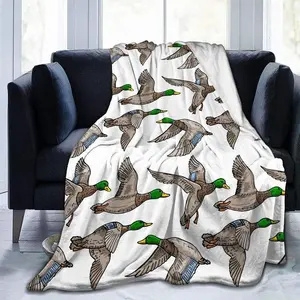 Cartoon Duck Pattemn Blanket, 1 Count SoftComfortable Warm Throw, Air-conditioned RoomBlanket, Warm Nap Blanket for Home OfficeTravel Camping warm flannel day gift cartoon duck