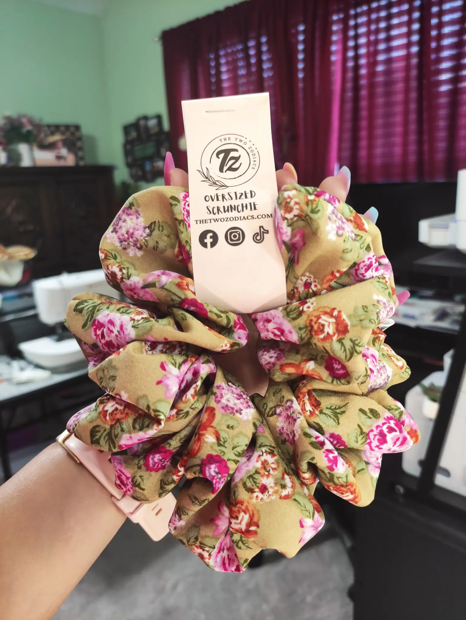 Oversized Scrunchie GOLD WHITE PALE PINK PALE BLUE FLORALS