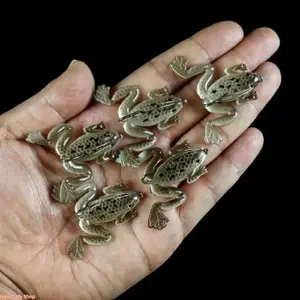 5-pack of bionic frog lures, realistic soft artificial lures, with sharp hooks, fishing tackle set, outdoor fishing accessories.