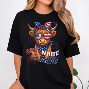 Red White & Moo Highland Cow T-Shirt, 4th of July Patriotic Graphic Tee, Cute American Flag Cow Shirt, Independence Day Fireworks Short Sleeve Top, Women's Summer Casual Crewneck, Funny USA Holiday Outfit