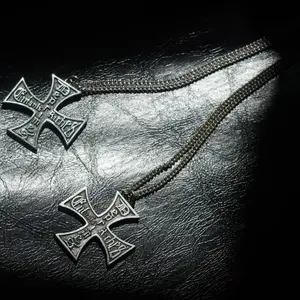 Premium ERD Style Gothic Necklace - Distressed Cross Pendant for Men, Punk Vintage Gift, TikTok Viral Urban Jewelry