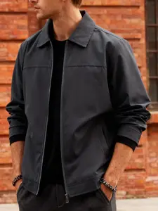 Men's Casual Jacket with Zipper Closure, Versatile Lightweight Business-Simple Minimalist Notch Lapel Coat, 100% Polyester, Machine Washable, Easy Care Fabric, Suitable for Daily Casual Wear, Work, Travel, and Formal Outfits - Spring/Summer or Fall/Winter