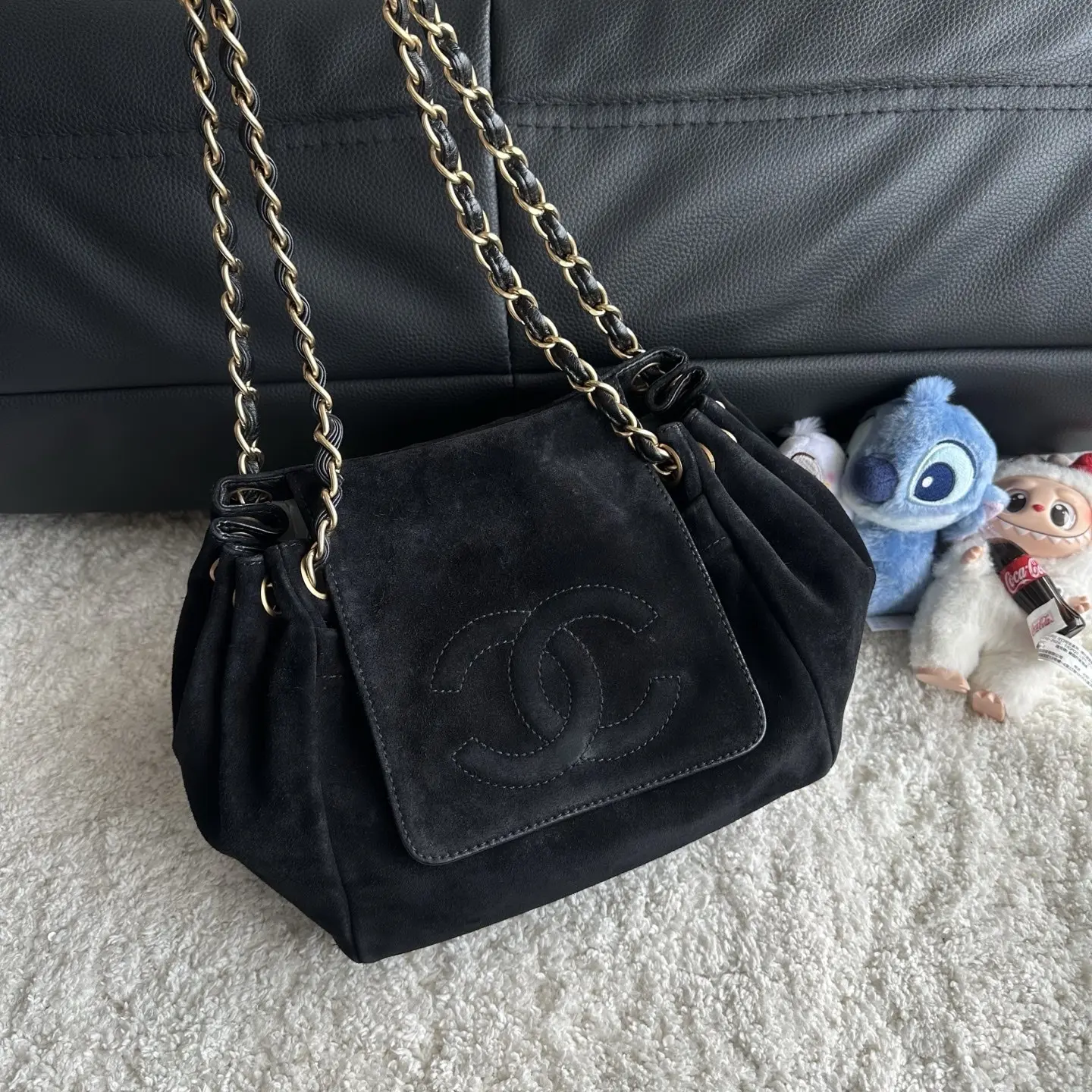Pre-owned CHANEL Small Accordion Flap Bag Suede with Shearling, Classic Flap Shoulder, Elegant Shoulder Purse