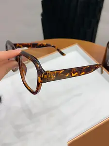 Unisex Square Frame Glasses, Blue Light Blocking Reading Glasses, Casual PC Material, All-Season Daily Use, Decorative Letters Pattern