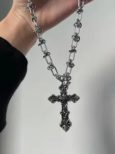 Gothic Vintage Cross Pendant Necklace, Cross Chain Design, Hip Hop Punk Street Style, Versatile Party Vacation Wear, Suitable for Men, Unisex Jewelry Gift